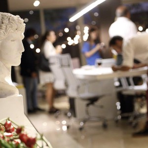 Johnson en Av. del Libertador - Vanguardia en Amoblamientos