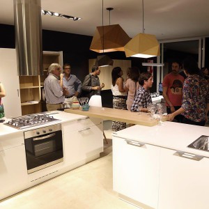 Johnson en Av. del Libertador - Vanguardia en Amoblamientos