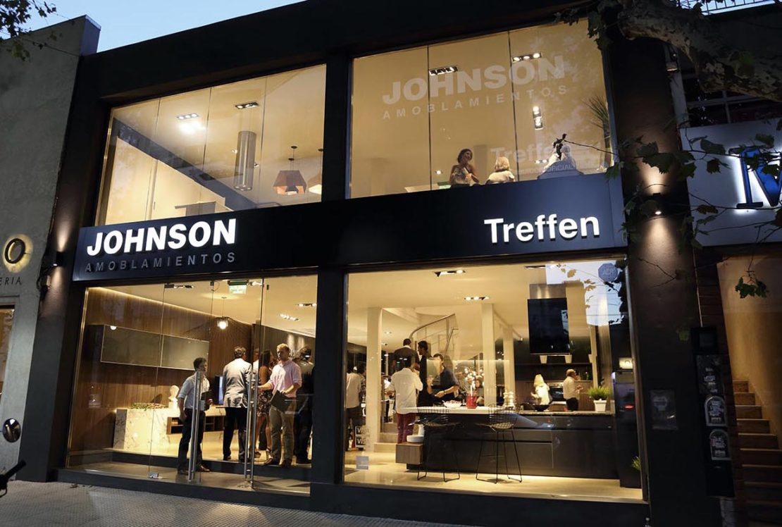 Johnson en Av. del Libertador – Vanguardia en Amoblamientos