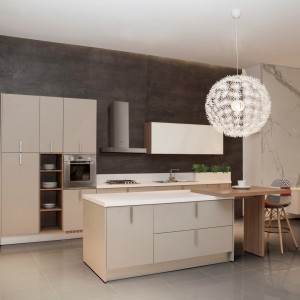 Johnson Acero en Pilar