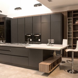 4 (Large) – Tierra del Fuego Johnson Tierra del Fuego