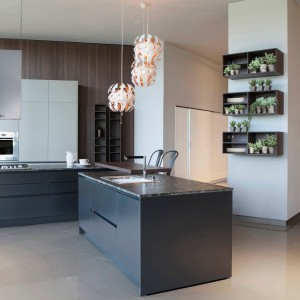 Johnson Acero en Pilar