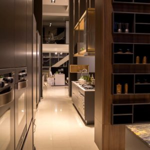 4 (Medium) 4 (Medium)