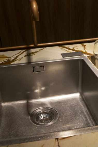 Pileta Espacio 14, “Bar”, de Carla Barconte, Carolina Estelles y Mariana Paccieri.