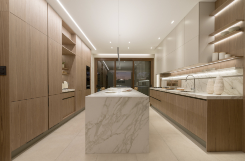 Cocina Gabi López donde se ve isla