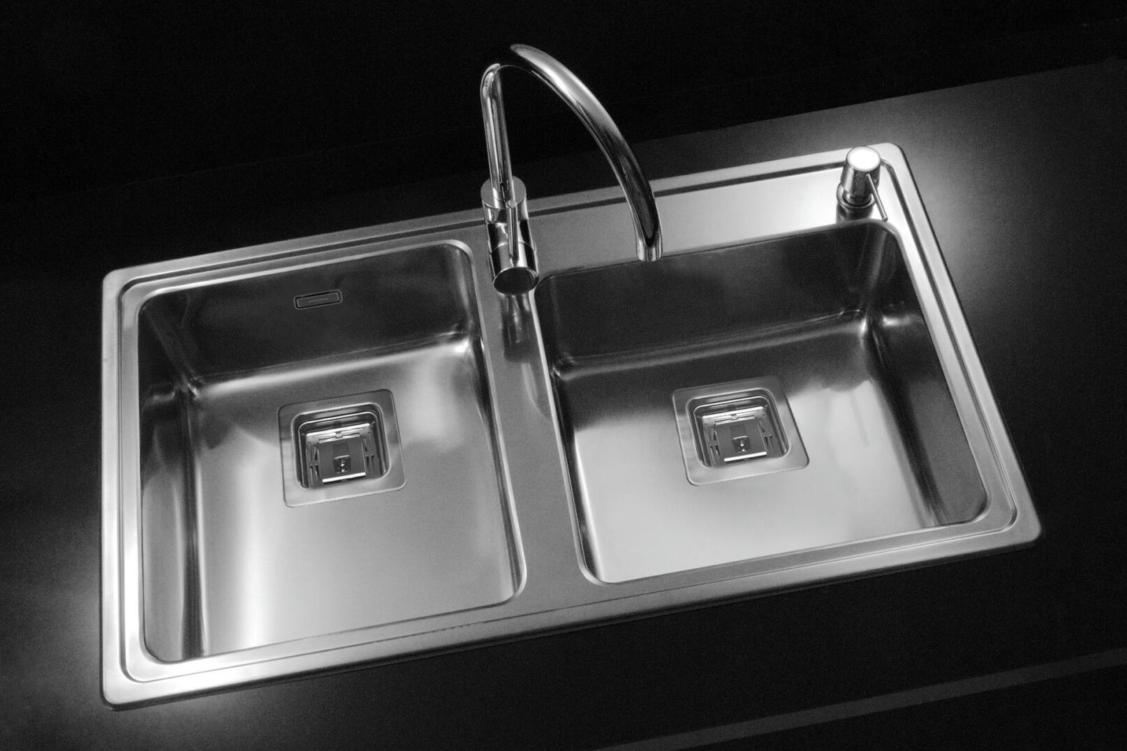 Quadra 085 A - sopapa cuadrada